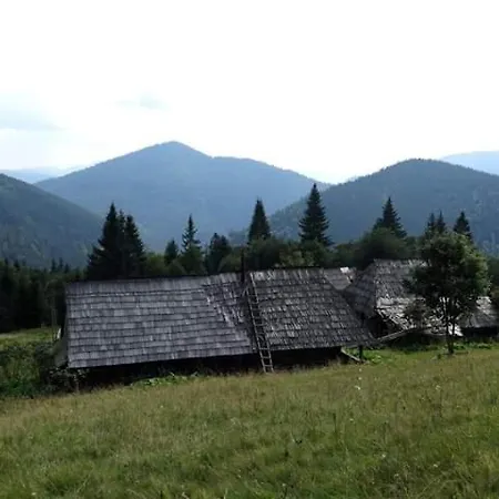 У Віталії Apartamento Verkhnyaya Bystra